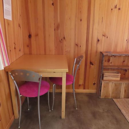 Cosy Cabane Montbrun-Bocage Exteriör bild