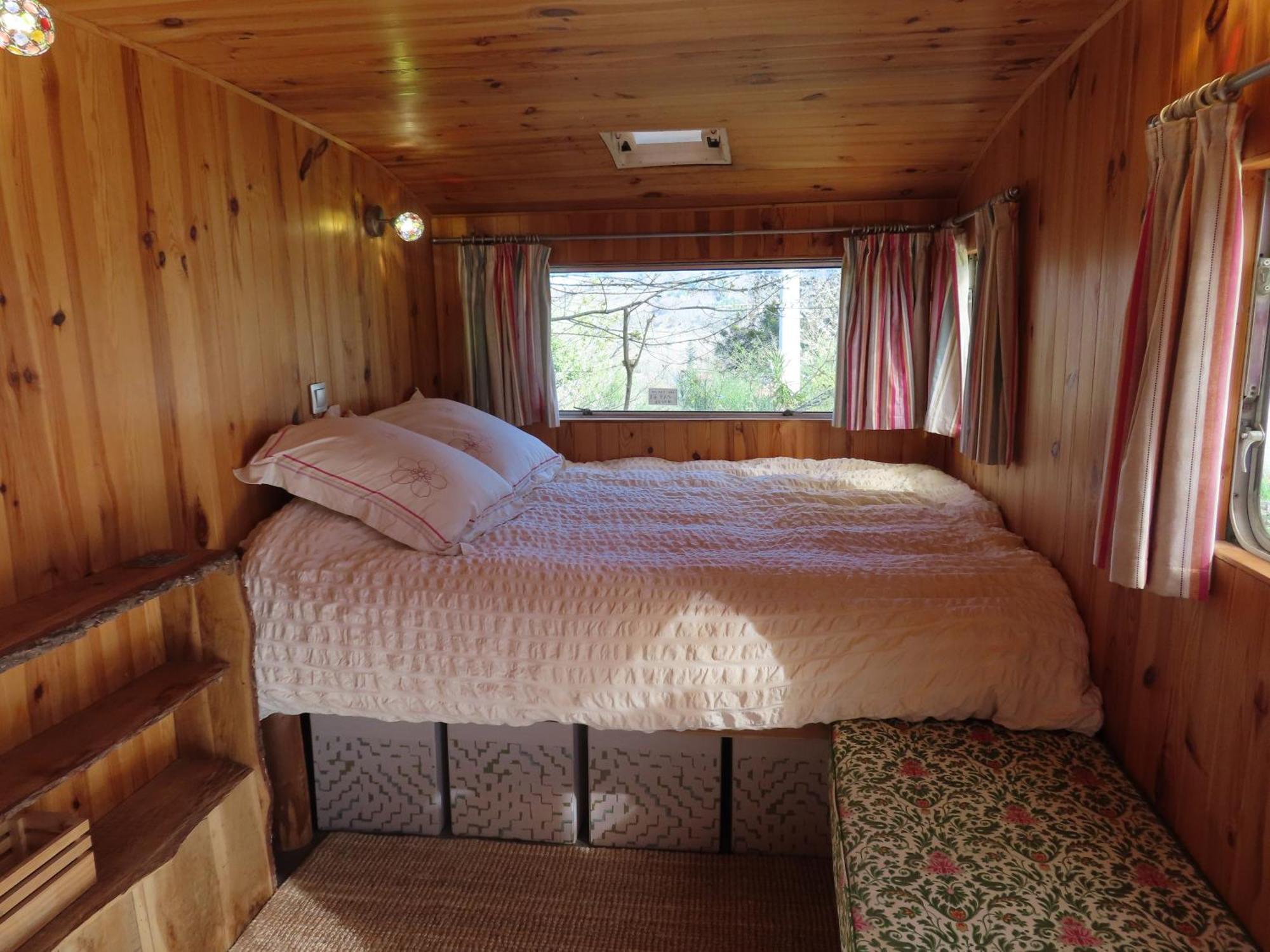 Cosy Cabane Montbrun-Bocage Exteriör bild